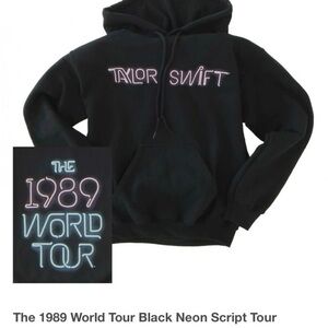 Taylor Swift 1989 World tour black hoodie